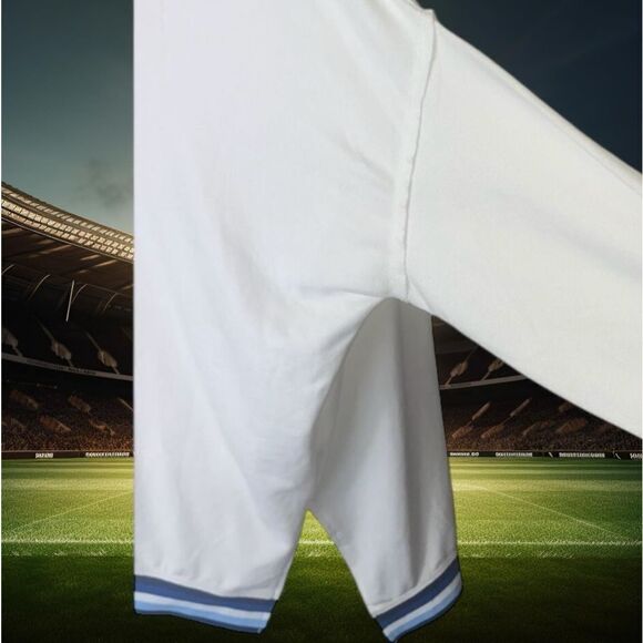 Team Apparel Womens White Denver Broncos Crewneck Sweatshirt Size XXL - Picture 2 of 4